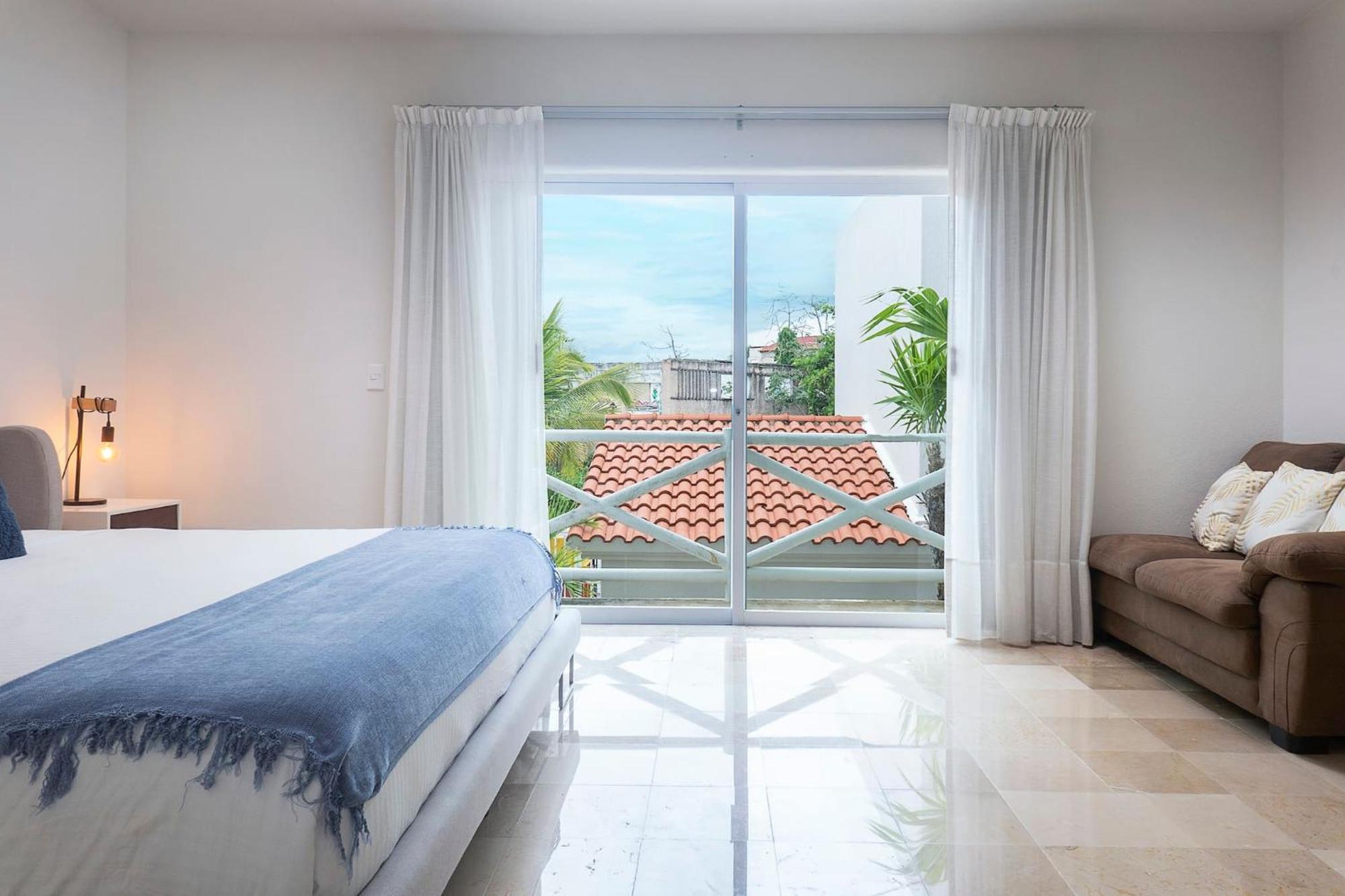 Casa de férias Ocean Front Condo Hotel