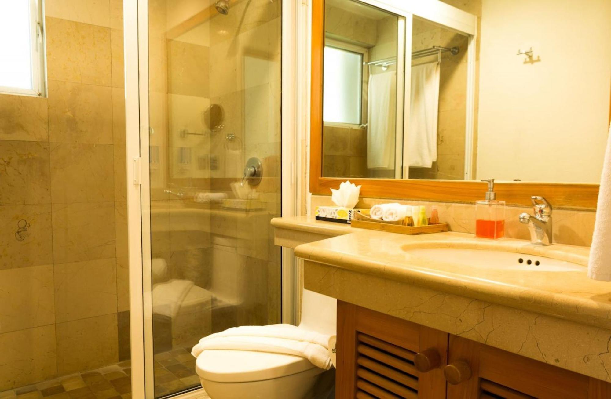 Ocean Front Condo Hotel * Puerto Aventuras