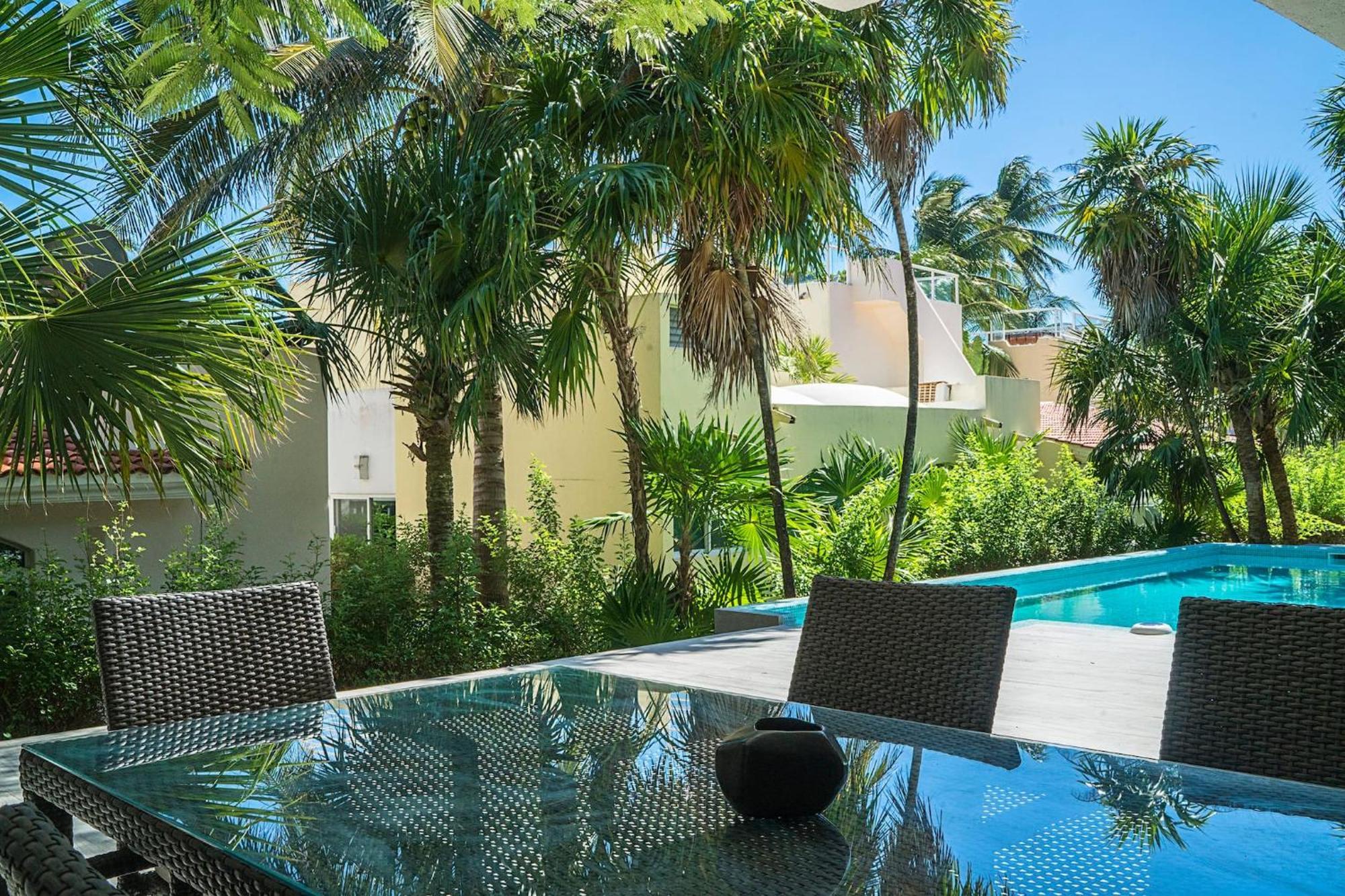 3br Home, Steps From Spectacular Beach, Private Pool Holiday home Playa del Carmen