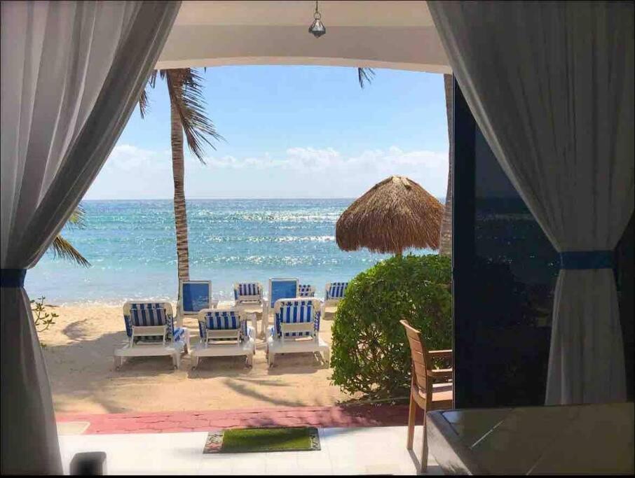 Beachfront Half Moon Bay * Akumal