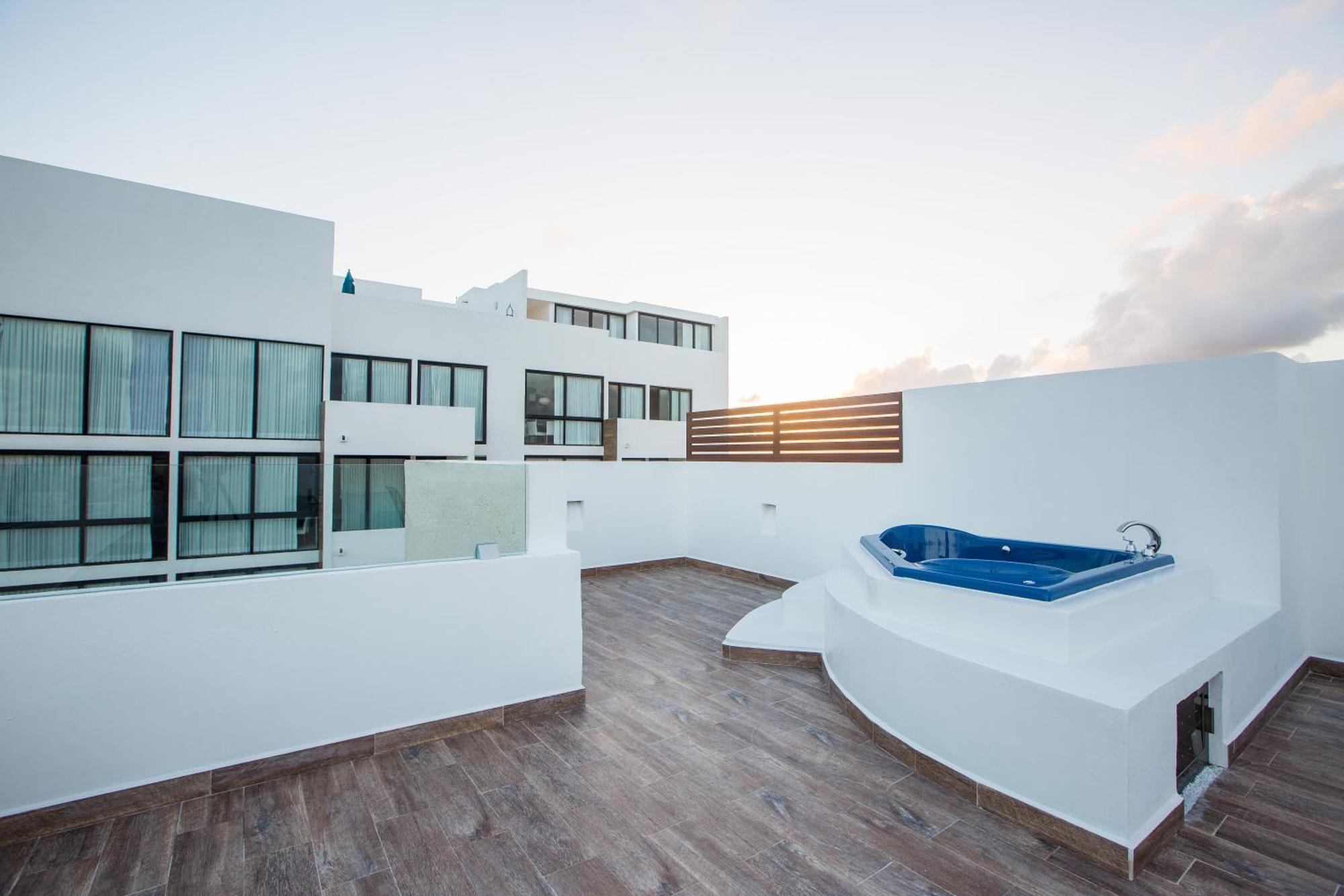 Best Penthouses&apartments In The Center Of Pdc! Apartment *