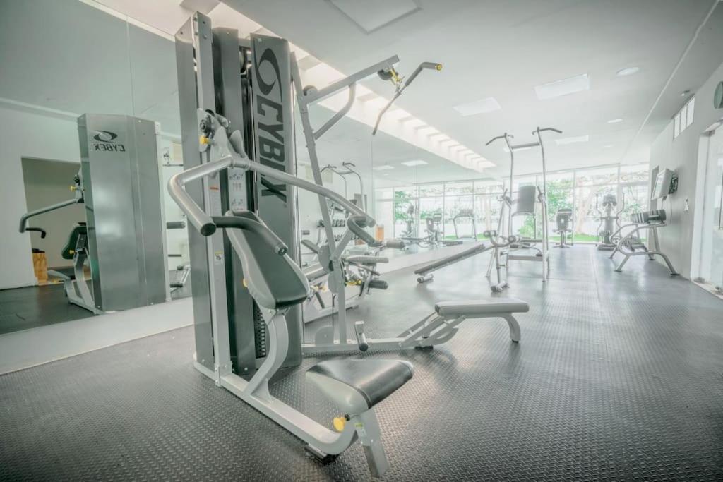 Apartment Amazing, Huge 3 Bedroom Terrace Gym 2 Pools 5ta - 1 Mn Playa del Carmen