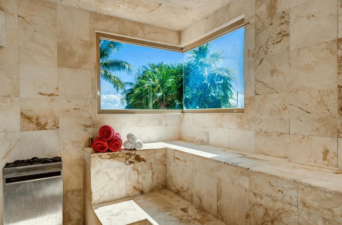 Villa Luxury House In Playacar Steps To The
