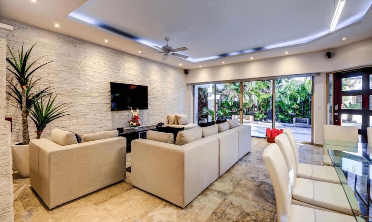 Luxury House In Playacar Steps To The