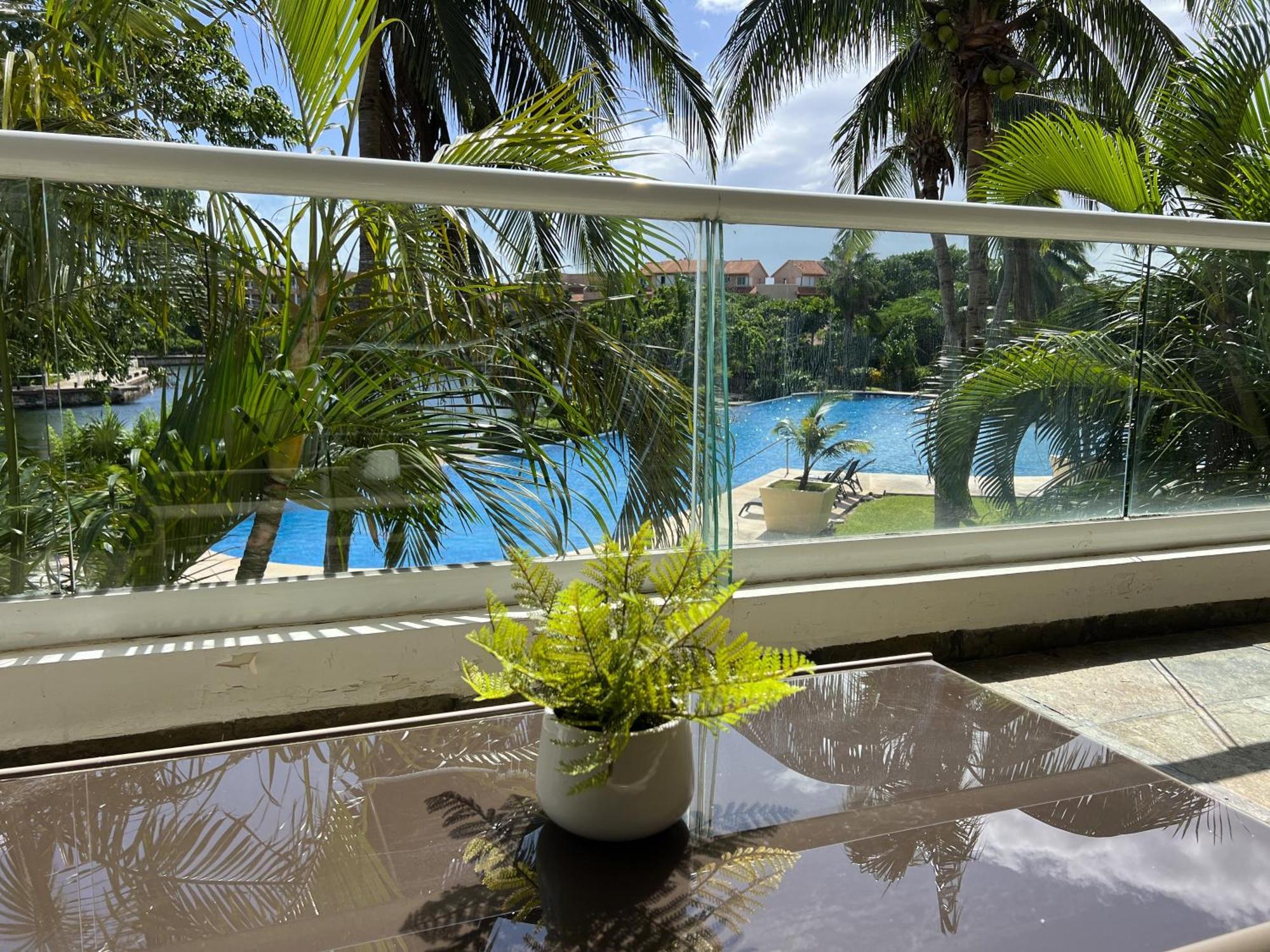 Apartamento High-end Waterfront At Secrets Waters *