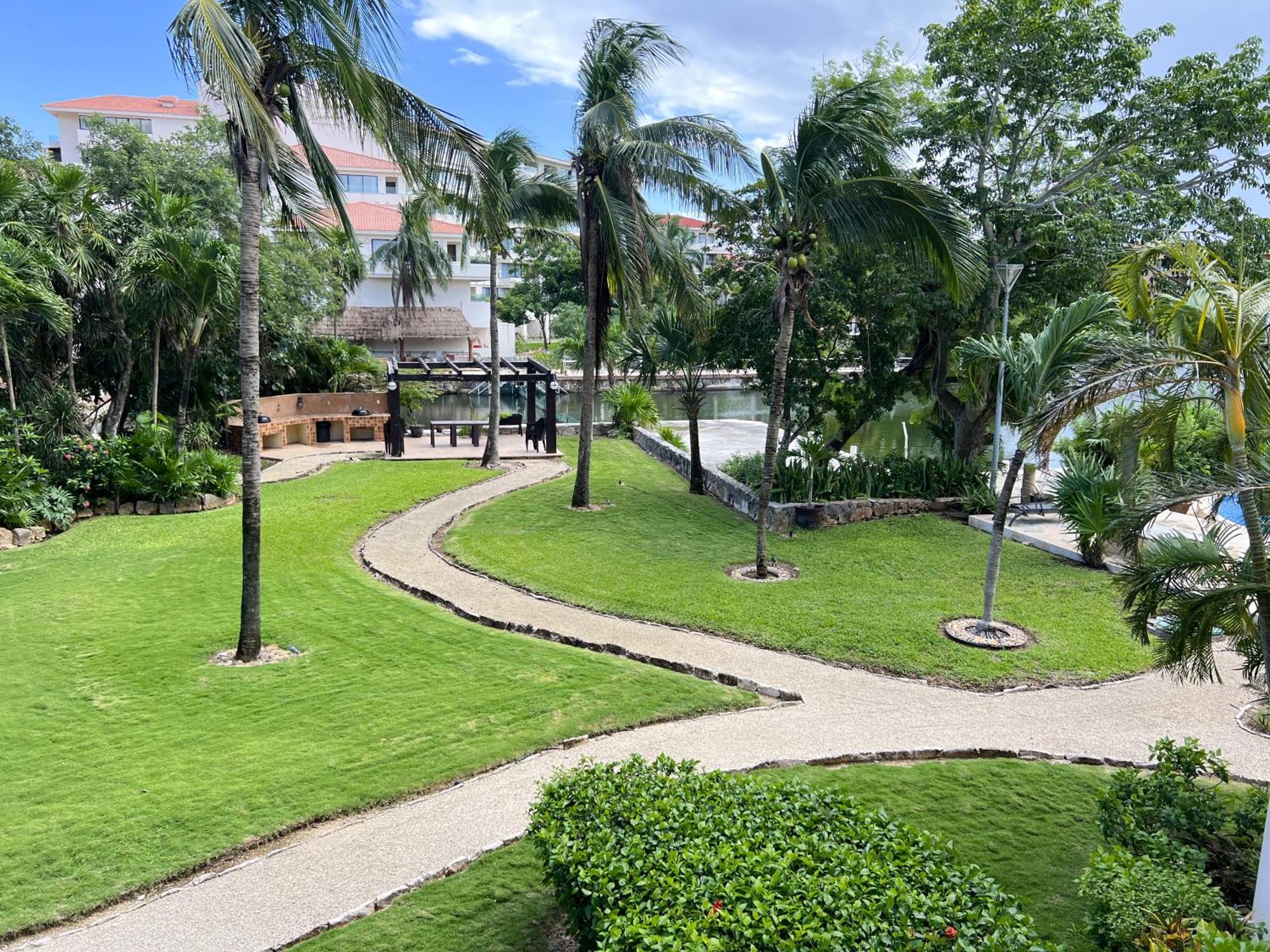 Apartamento High-end Waterfront At Secrets Waters