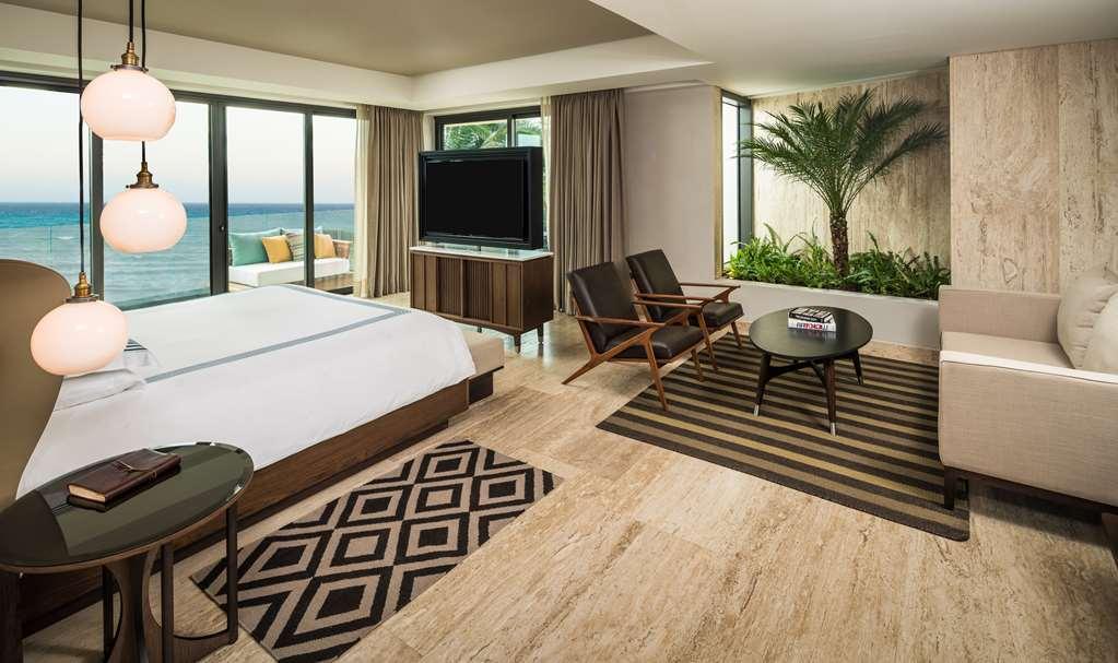 Hyatt Centric Hotel *
