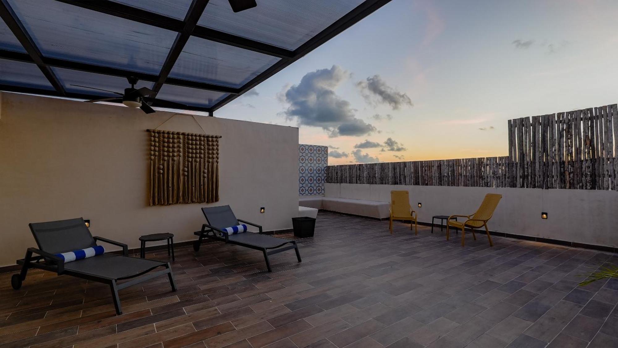Sunset Serenity - Amply Private Terrace & Pool & Gym & Club Access Tulum