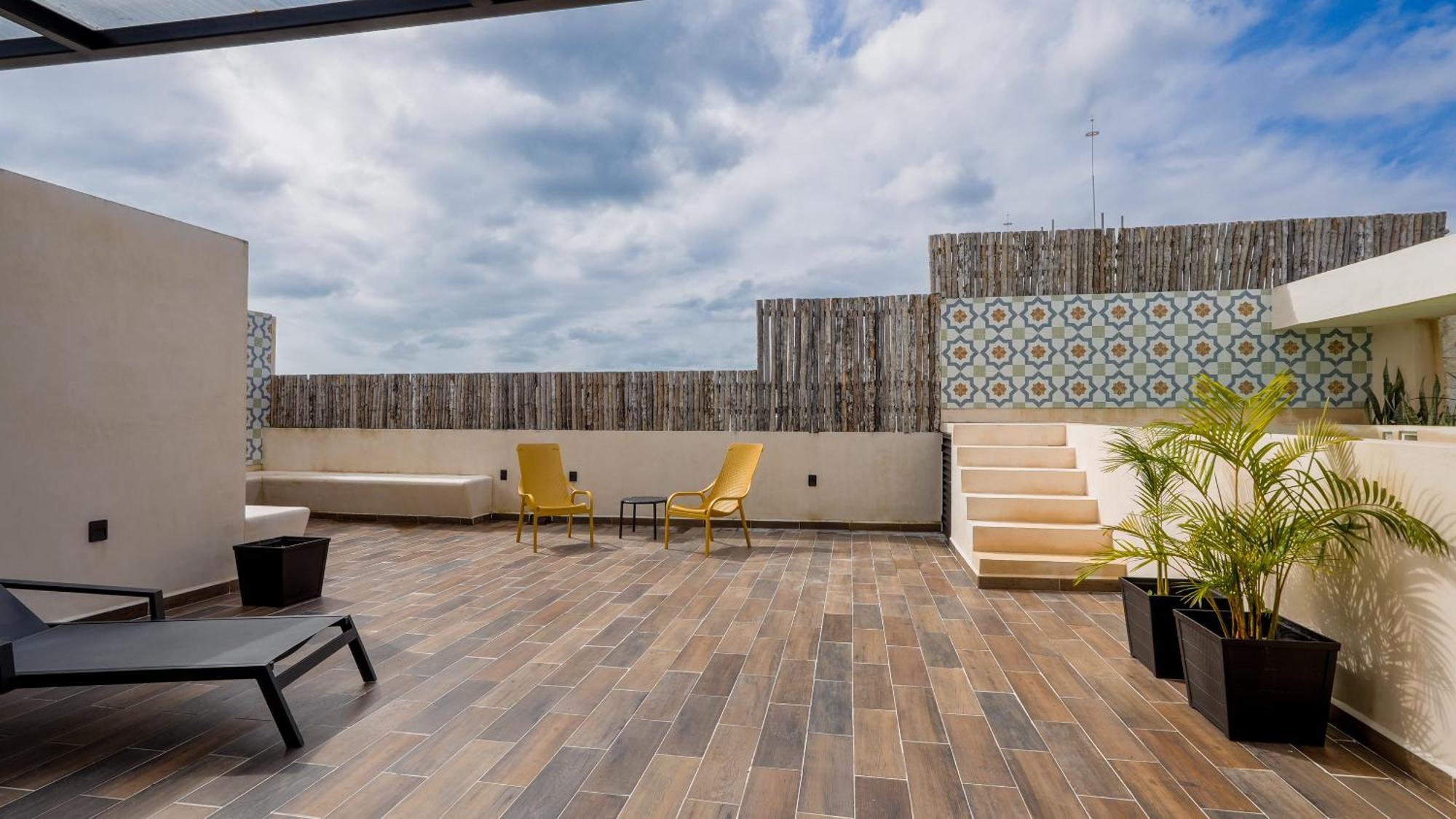 Sunset Serenity - Amply Private Terrace & Pool & Gym & Club Access Apartment Tulum