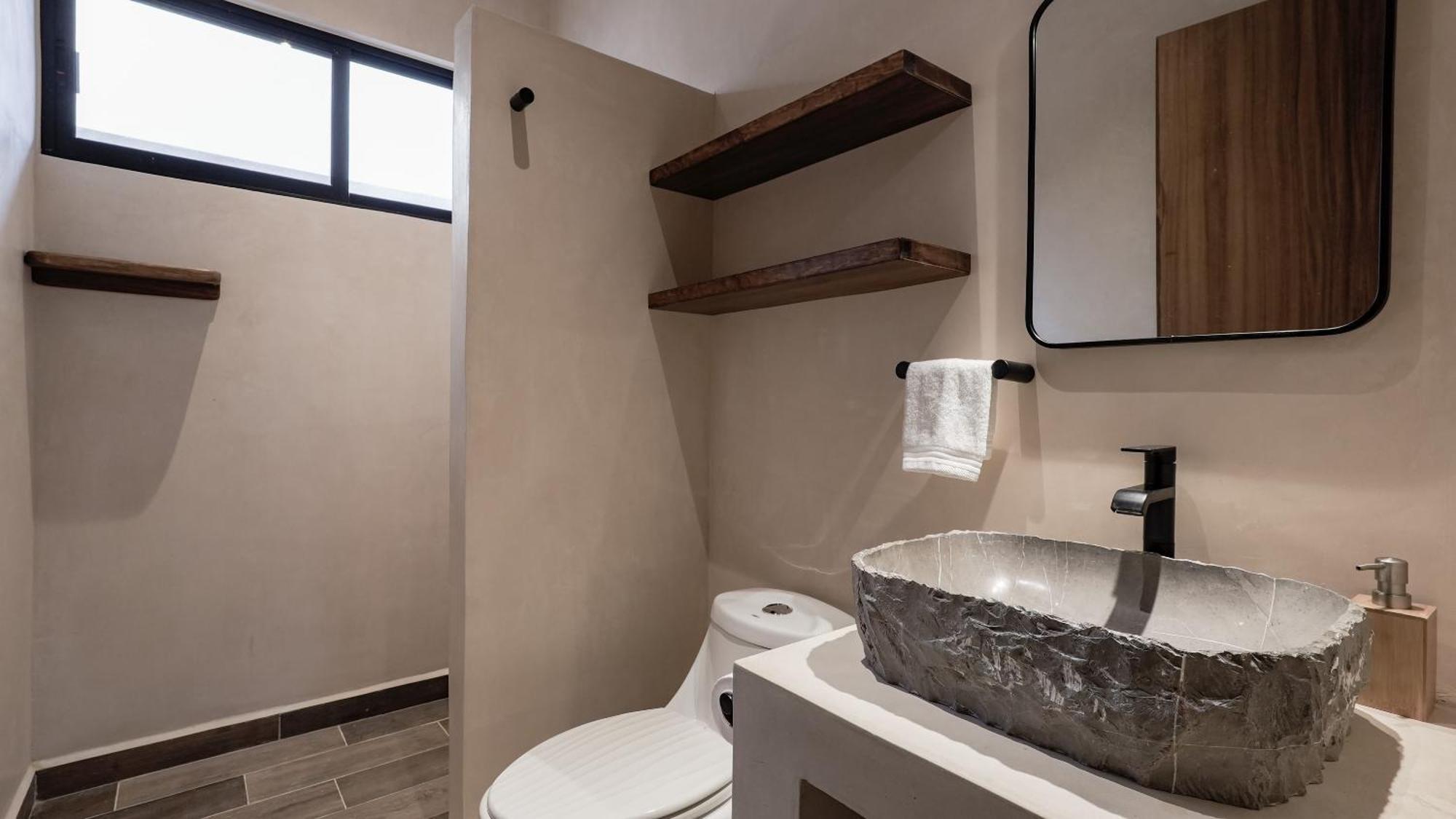 Sunset Serenity - Amply Private Terrace & Pool & Gym & Club Access *