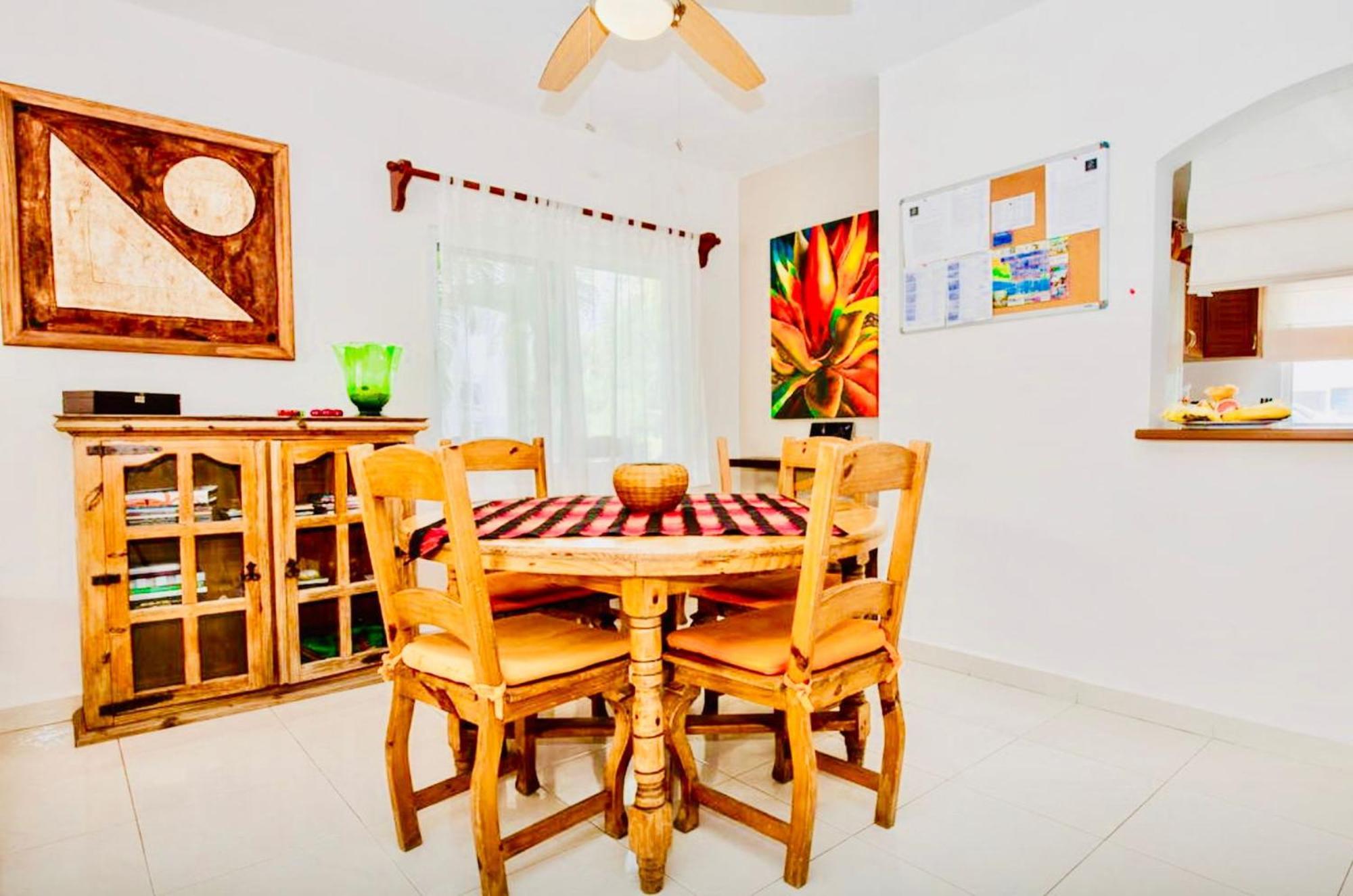 Executive Budget With Swimming Pool Air Conditioning And Parking Guest house