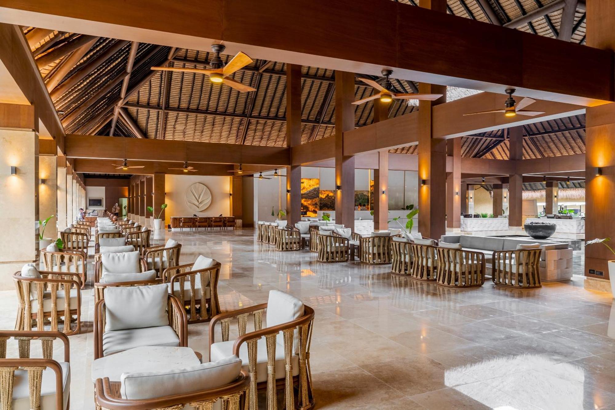 Grand Palladium Kantenah & Resort 5*