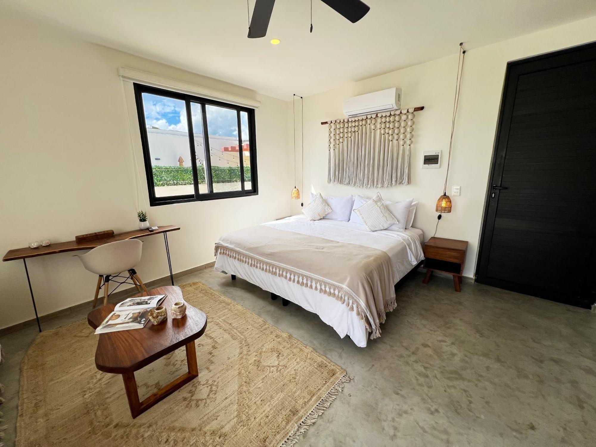 Private Jacuzzi, Golf Getaway, Sunrise View Apartamento