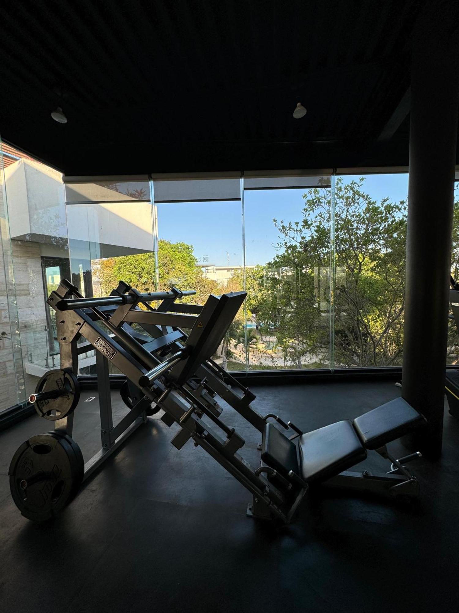 Starfit Boutique Beachclub, & Gym Included Tulum