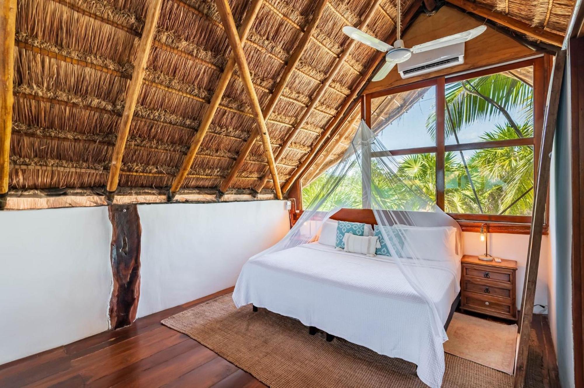 Casa de férias Amazing Eco Palapa At Private In Sian Kaan.
