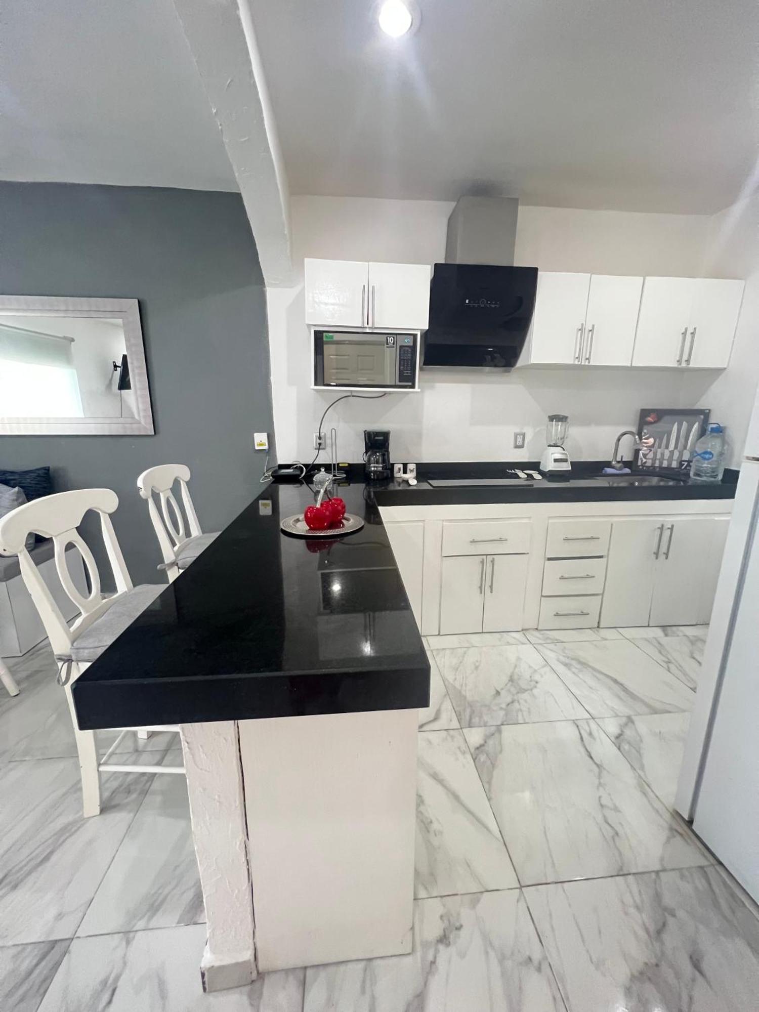 Bright Luxury With Swimming Pool Apartamento Playa del Carmen