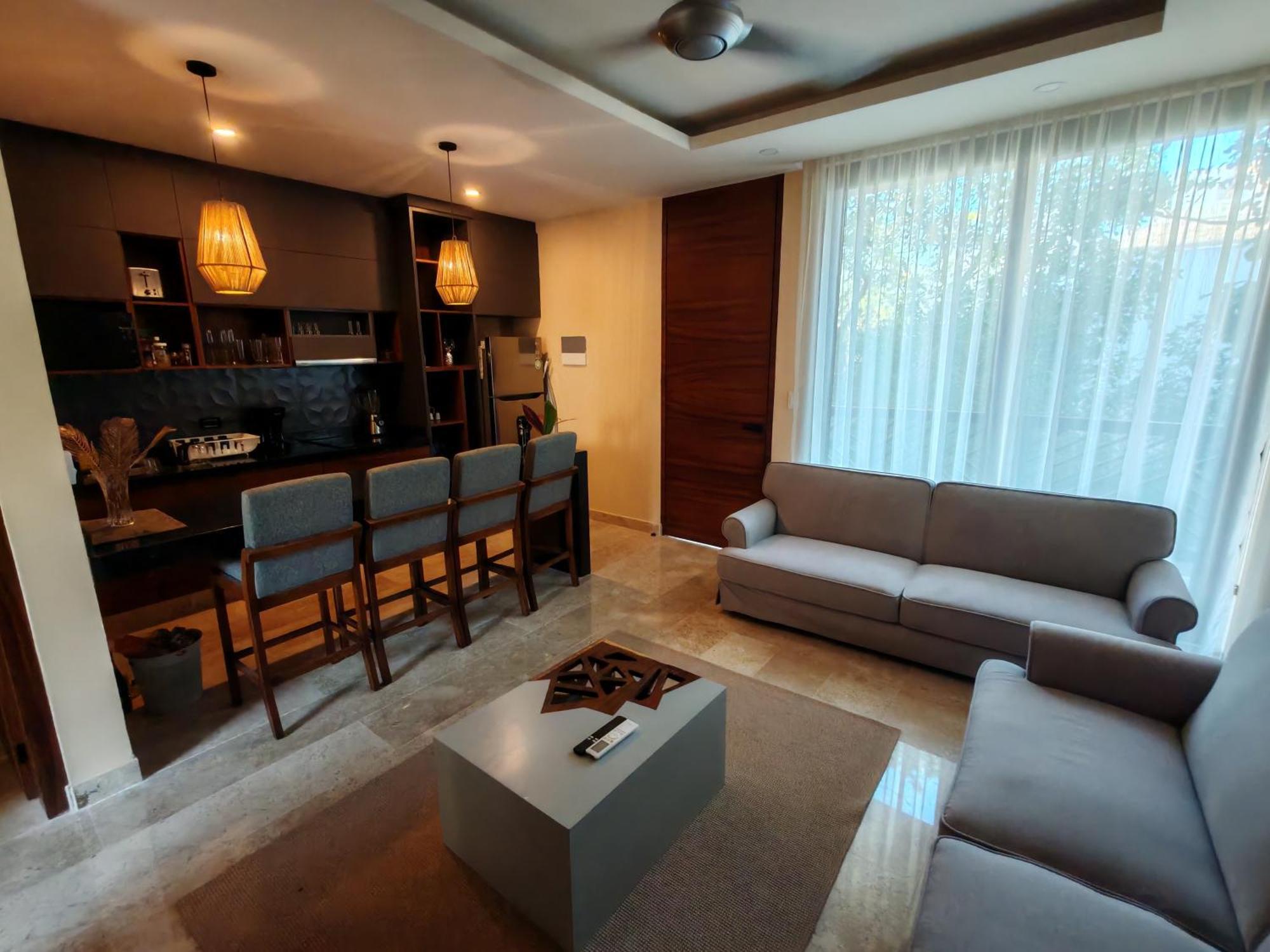 Apartment Jacuzzi Retreat Sunrise Haven *