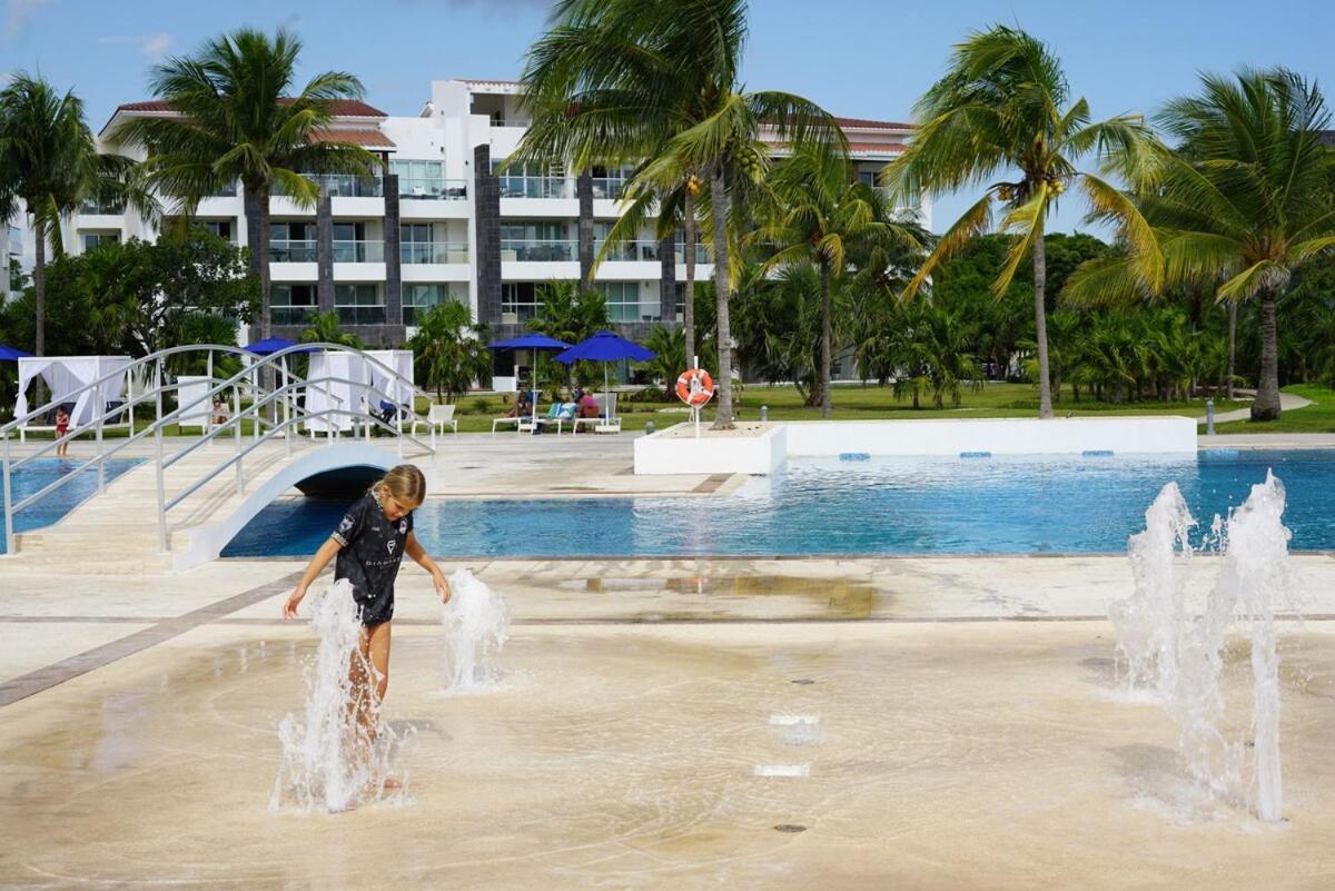 Luxury At Blue Ocean Mareazul Playa del Carmen