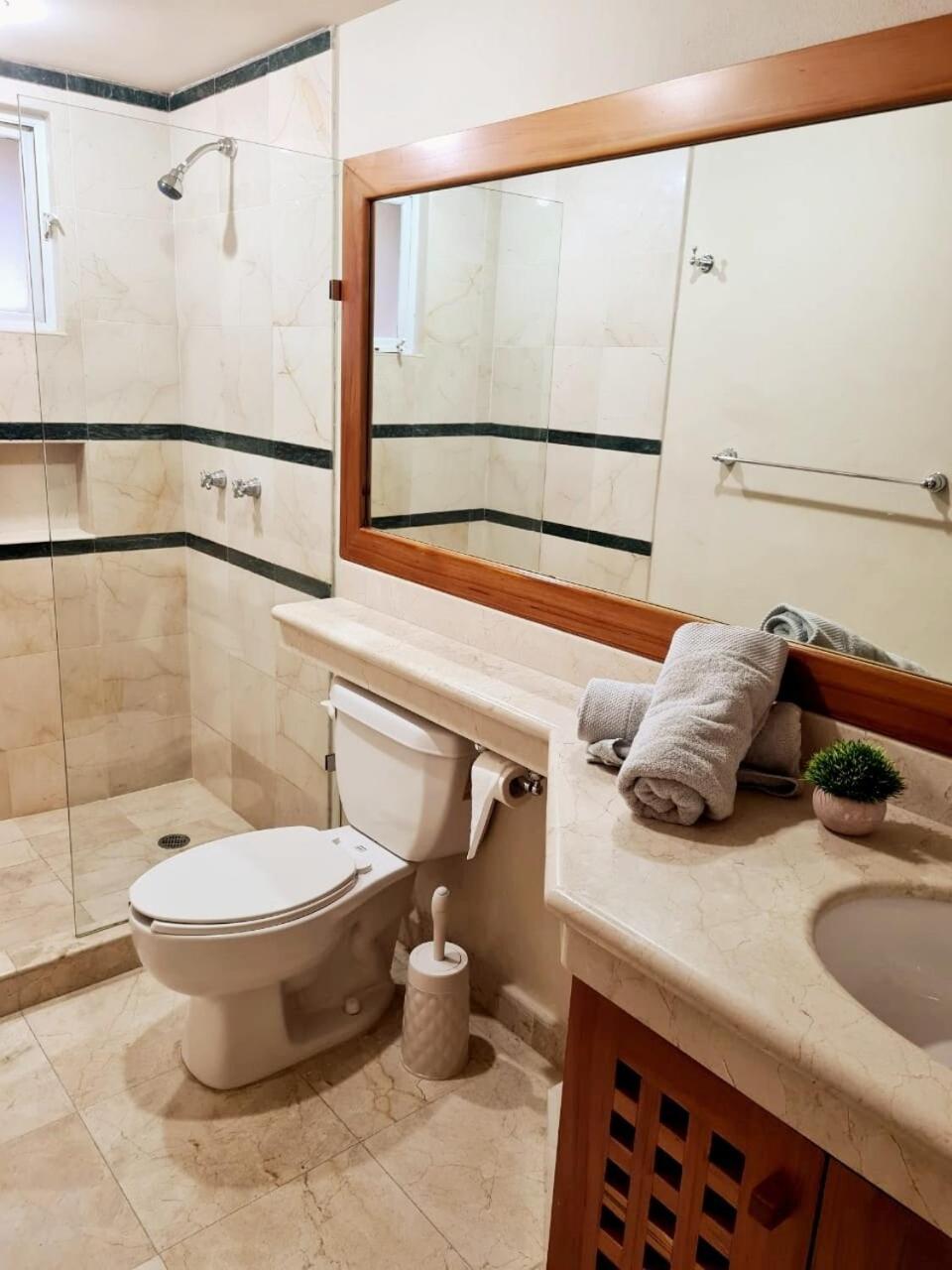 Apartment Magnificent Penthouse Jacuzzi, Access & Wifi