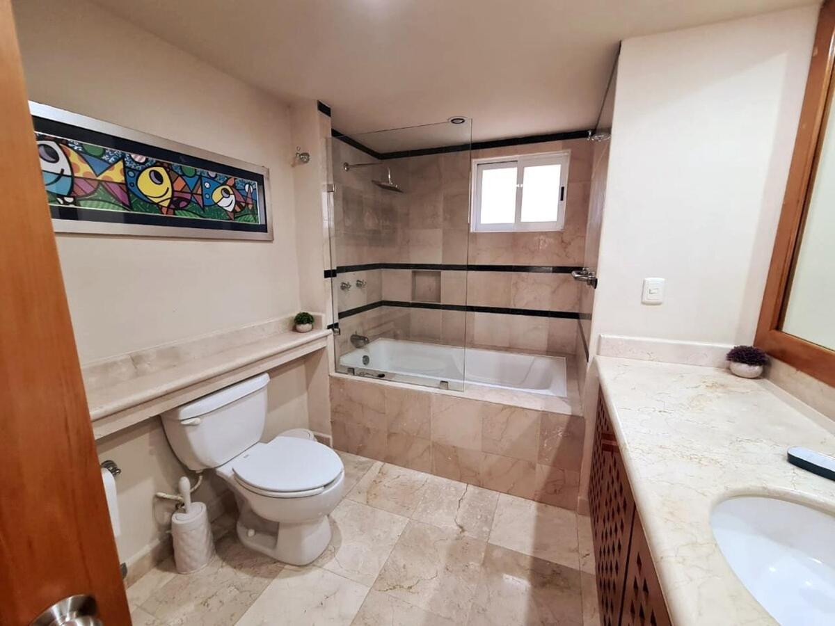 Magnificent Penthouse Jacuzzi, Access & Wifi * Puerto Aventuras