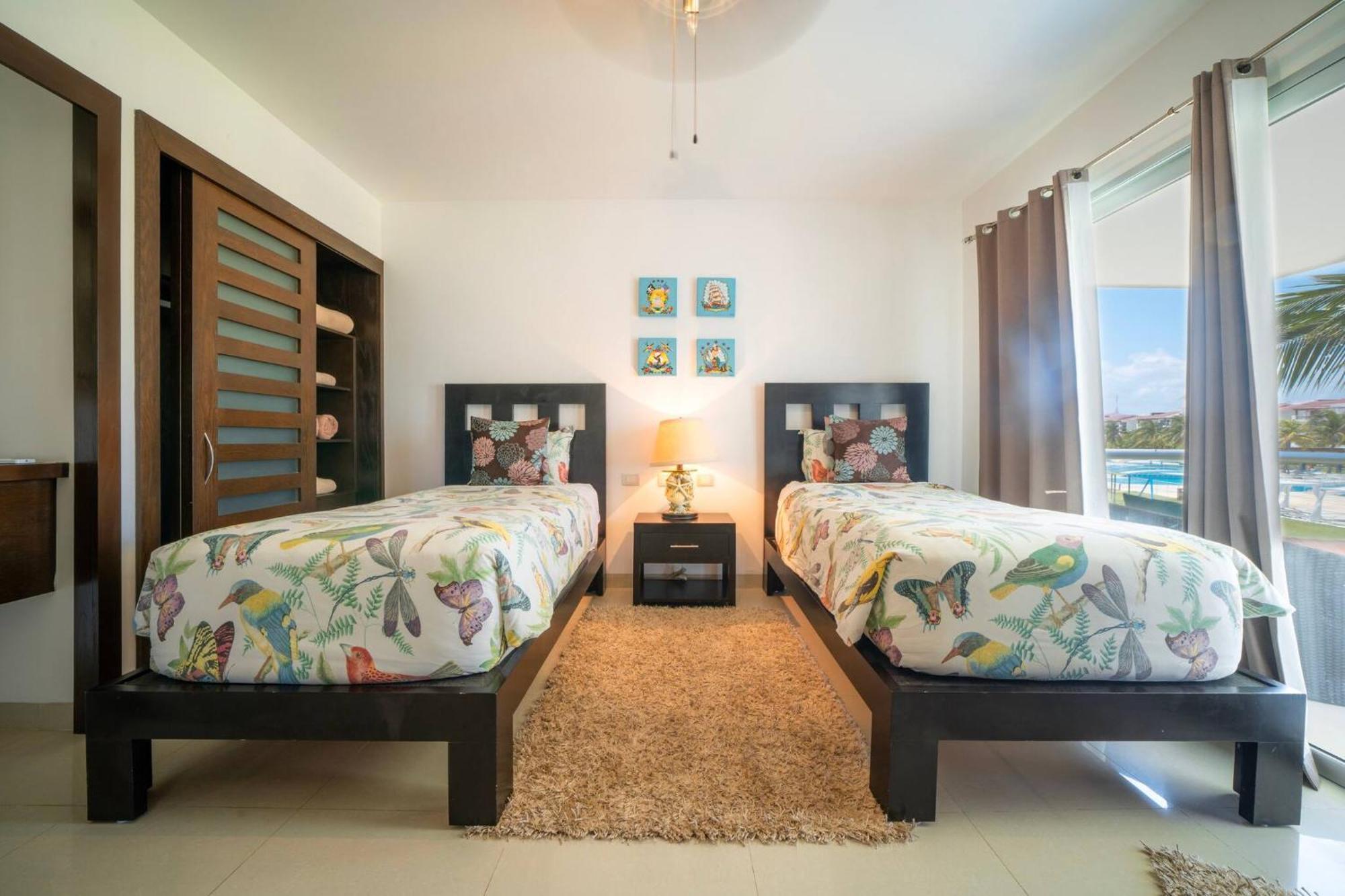 Beachfront With Tub, 3 Bedroom & Pool - At Mareazul Corazon *