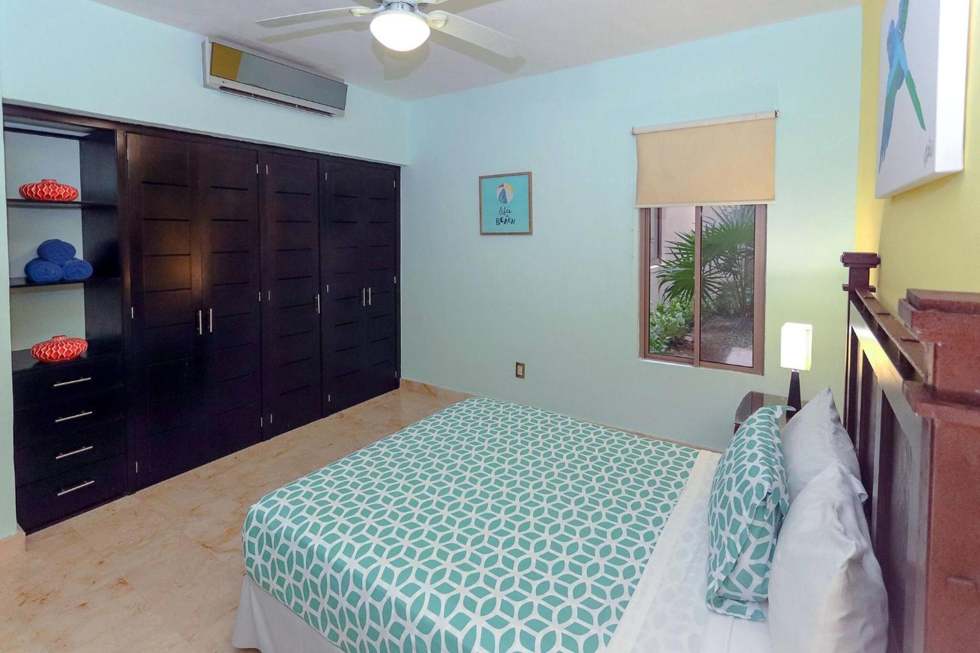 Beachfront Condo, 2 Bedroom - Ocean View At Corto Maltes *