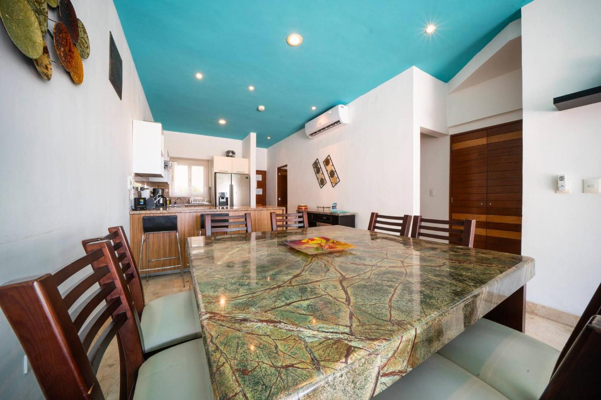 Beachfront Penthouse With 3 Bedrooms & Ocean View - Nubes Playa del Carmen