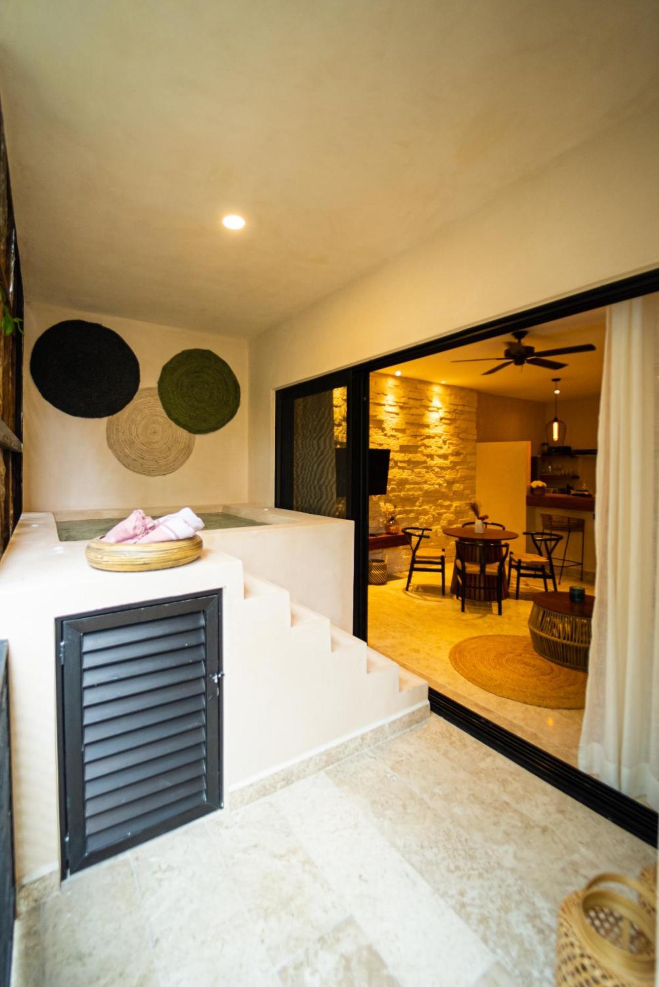 Aptos Chen Luum Tulum