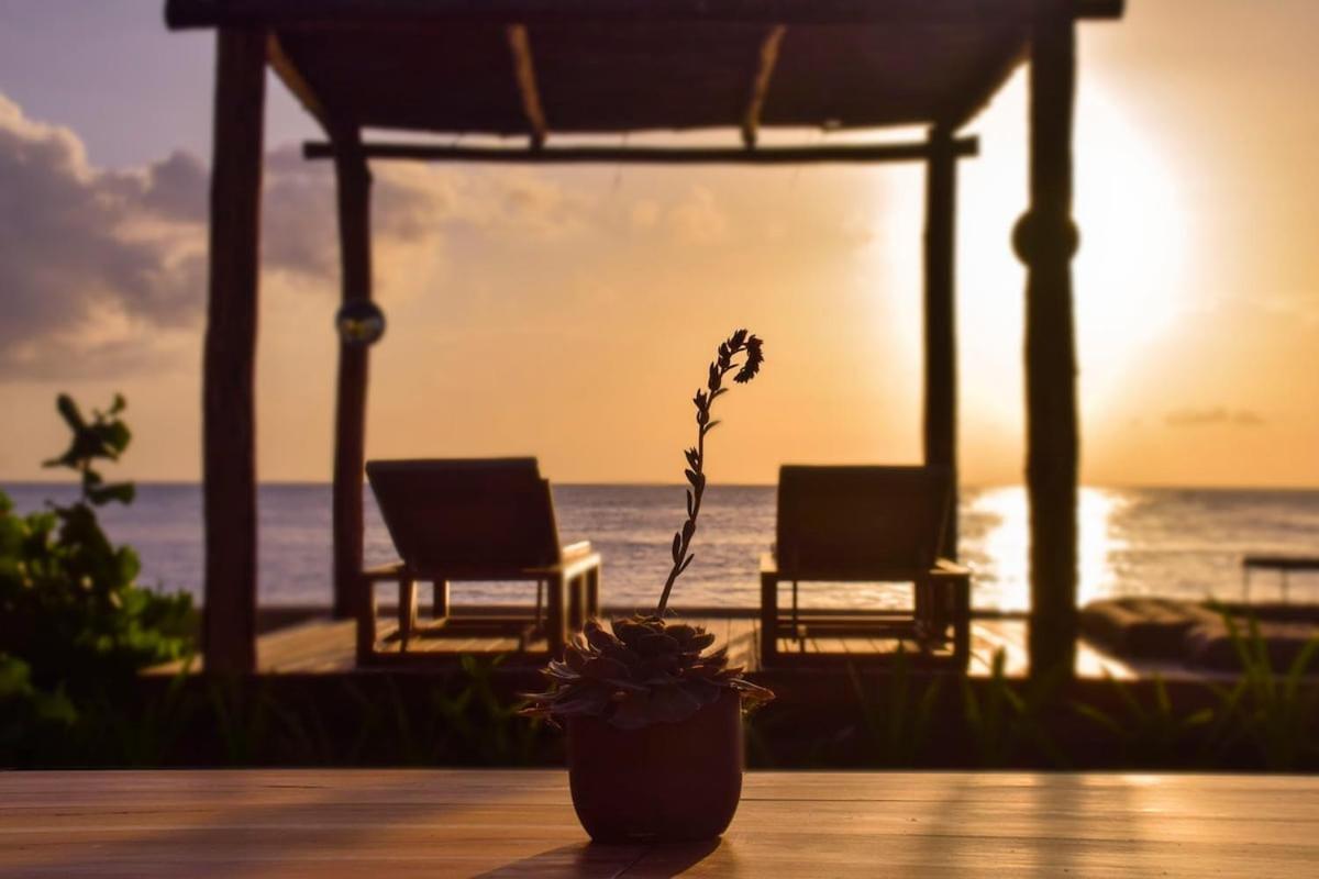 Villa Gorgeous Beachfront Paradise *