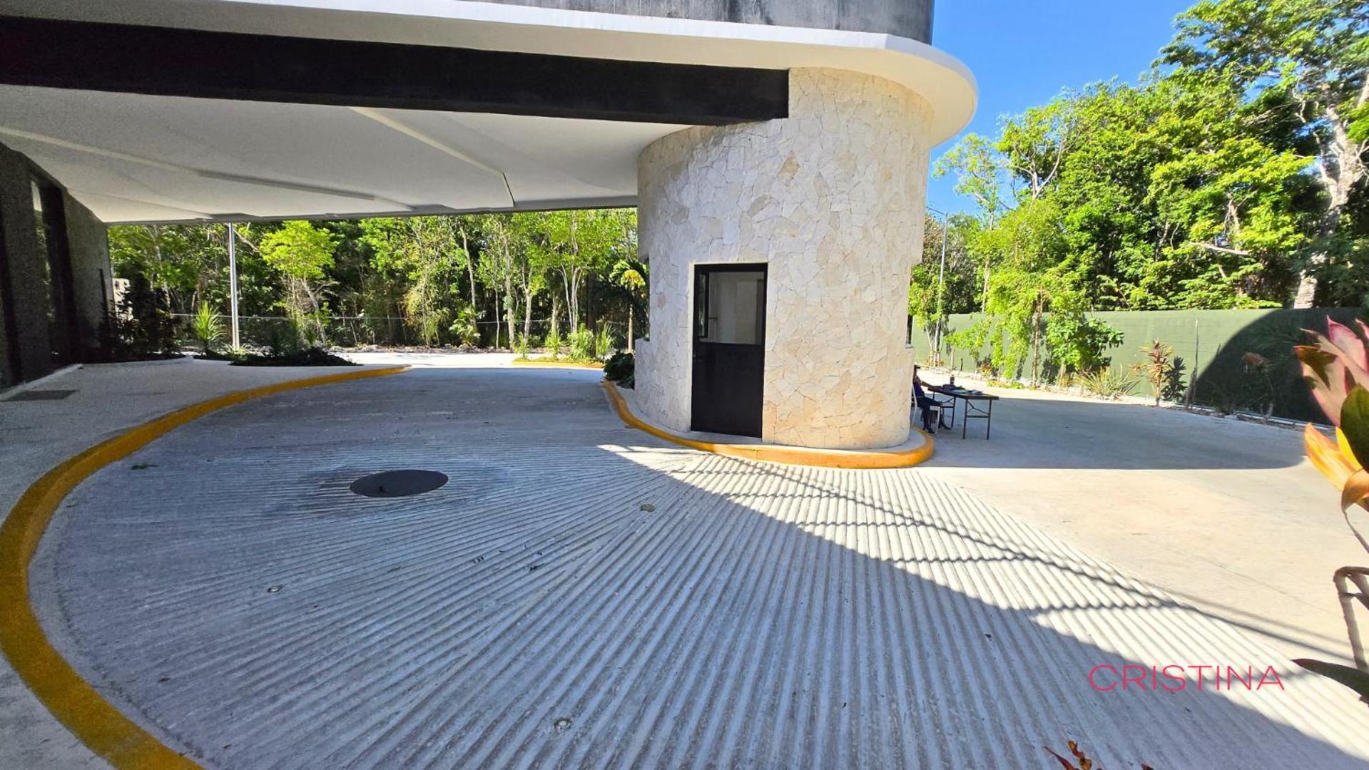 Designer Cave With Club Included - Zone Tulum