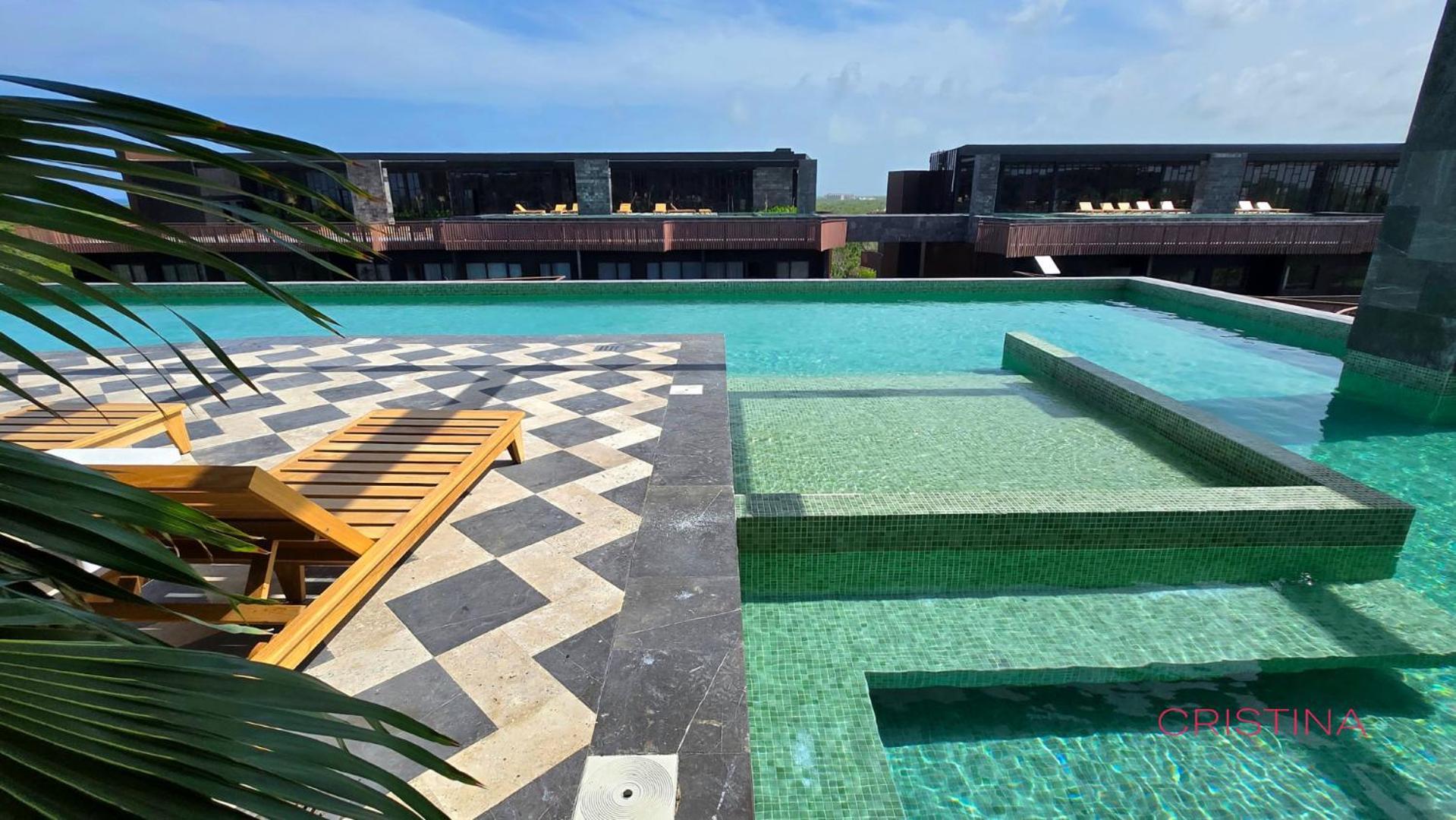 Apartment With Private Jacuzzi, Rooftop Pools & Free Club