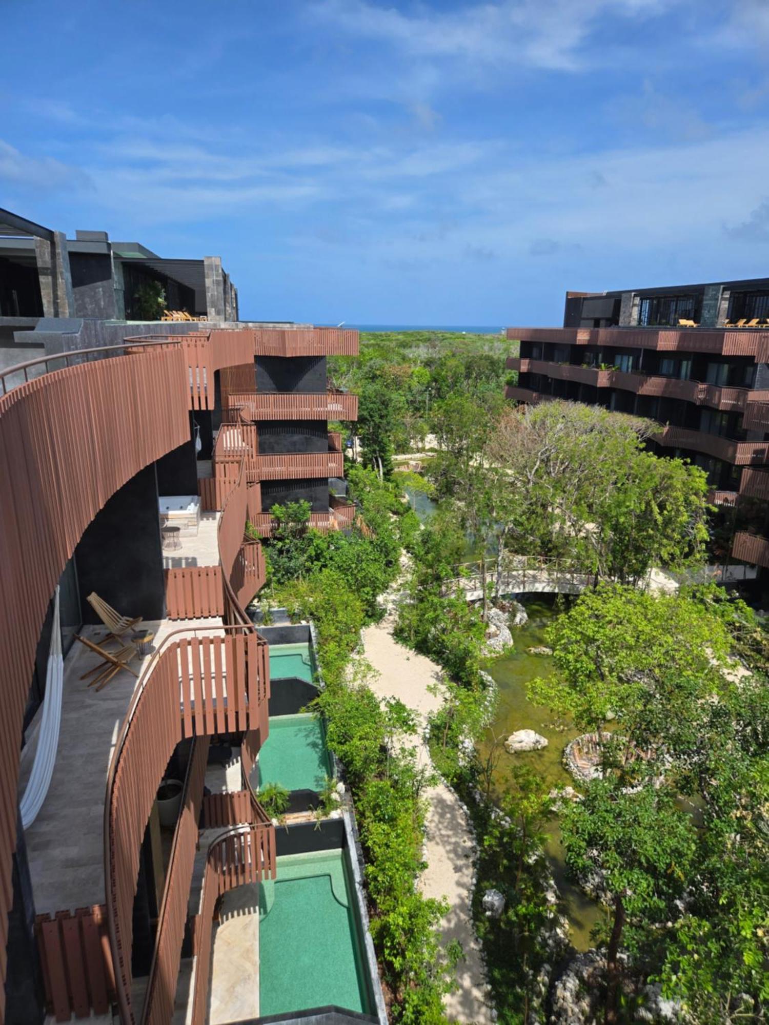 Apartment With Private Jacuzzi, Rooftop Pools & Free Club Tulum