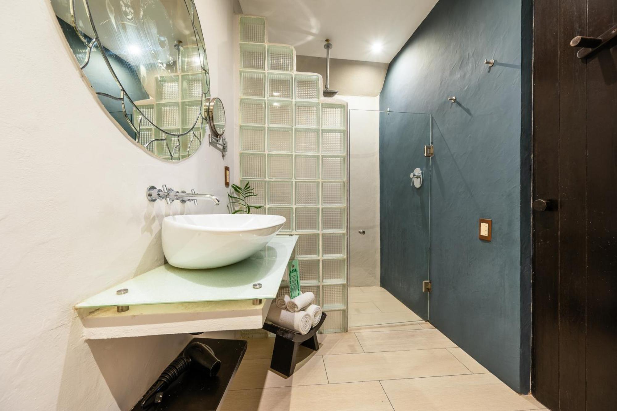 Kinbe Boutique Hotel