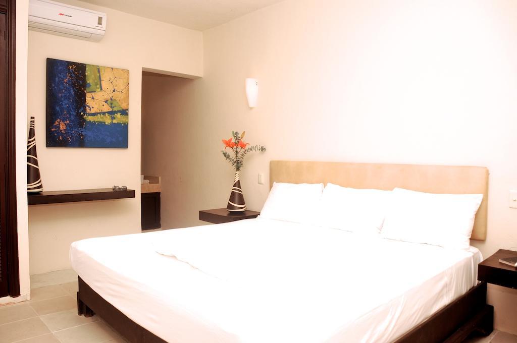Hotel White Boutique 3*