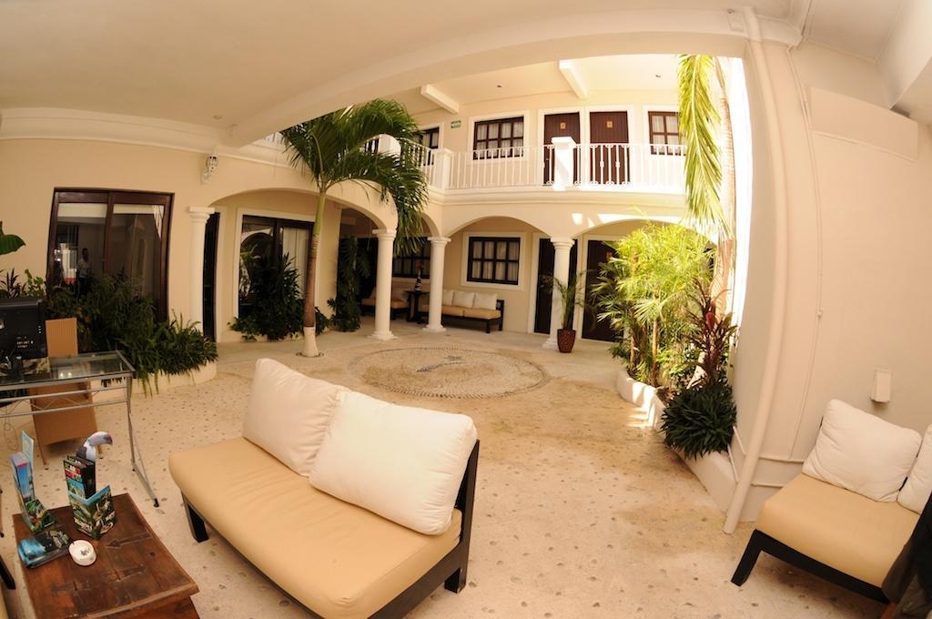 Hotel White Boutique