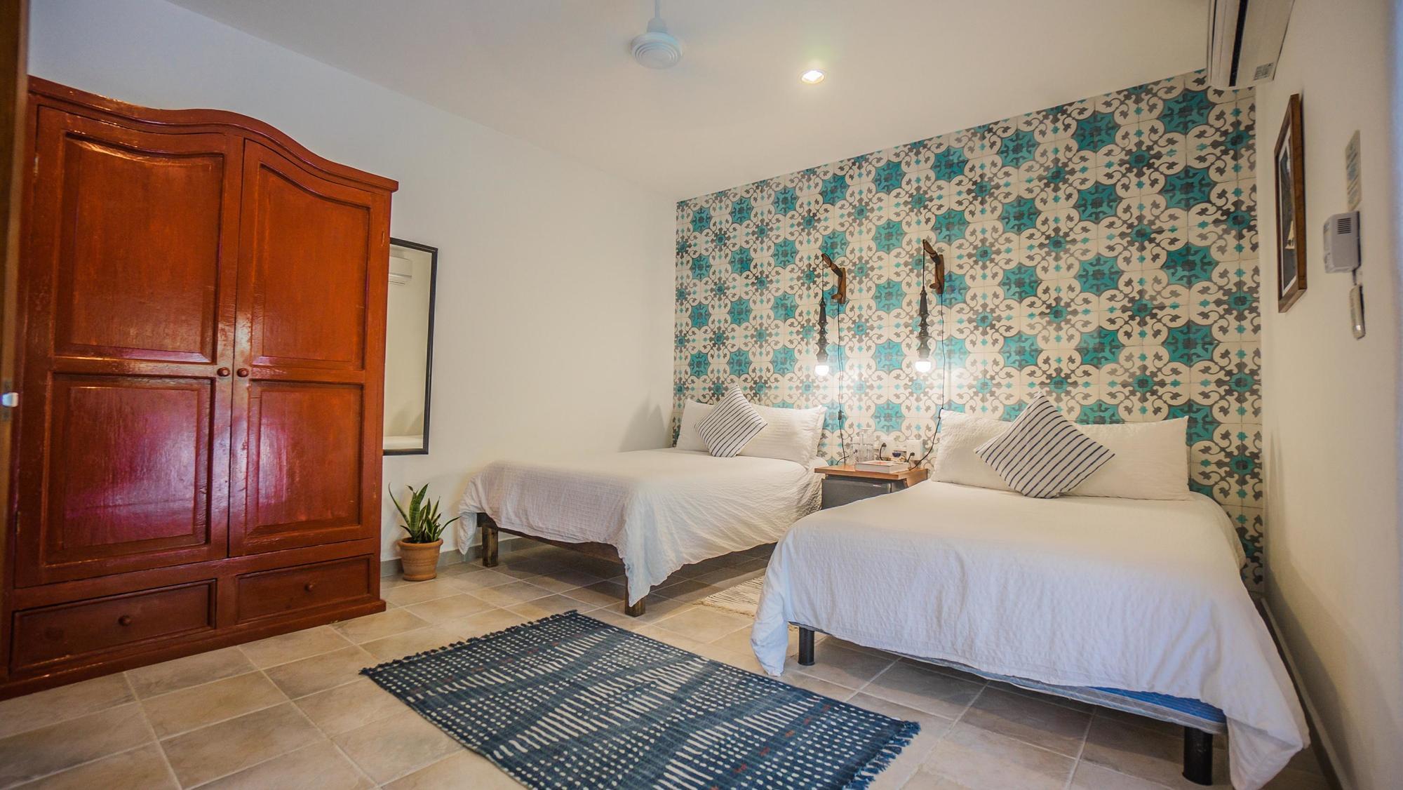 Hotel Bric Y 3*