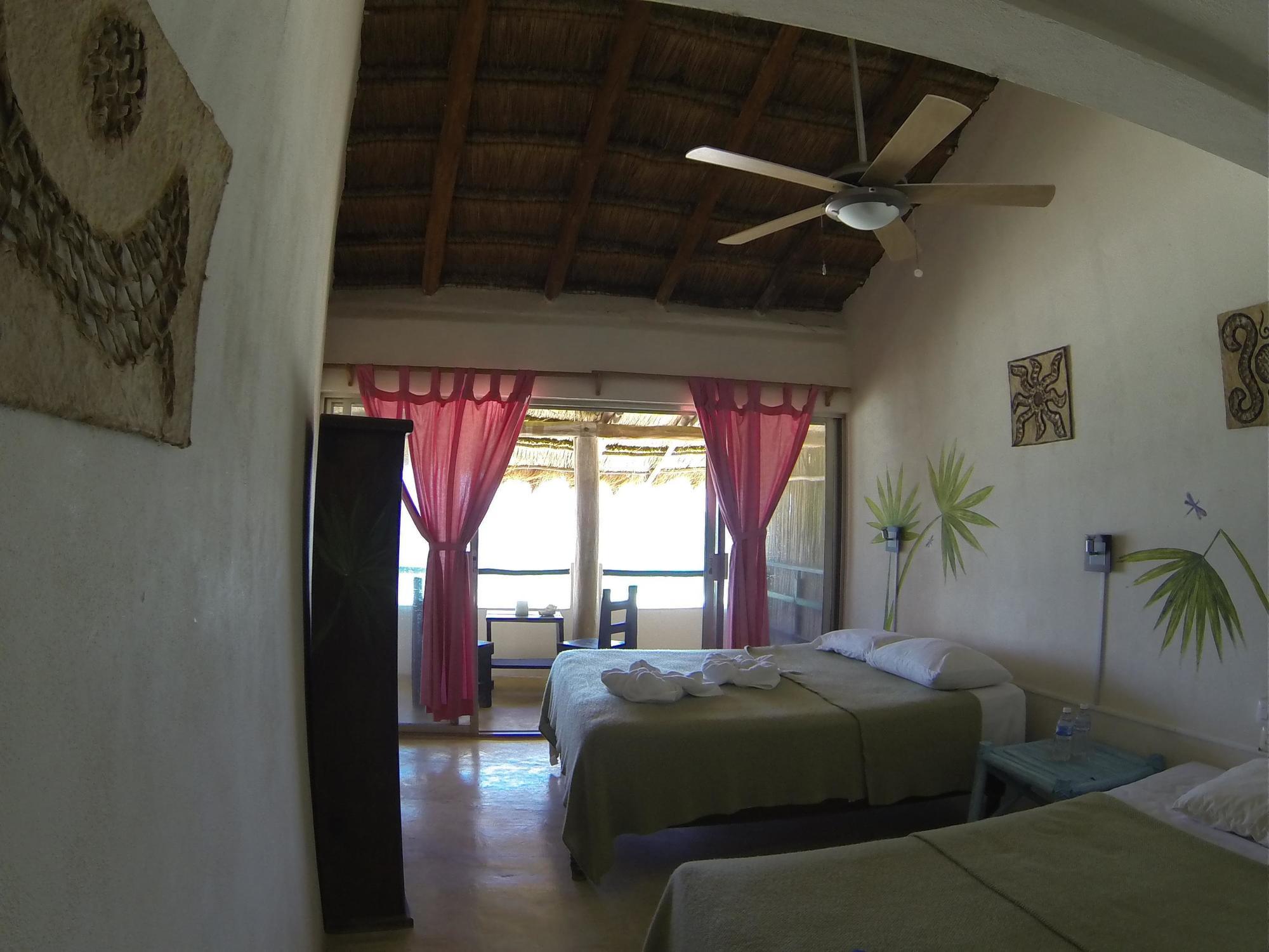 Hotel Playa Kin Ha