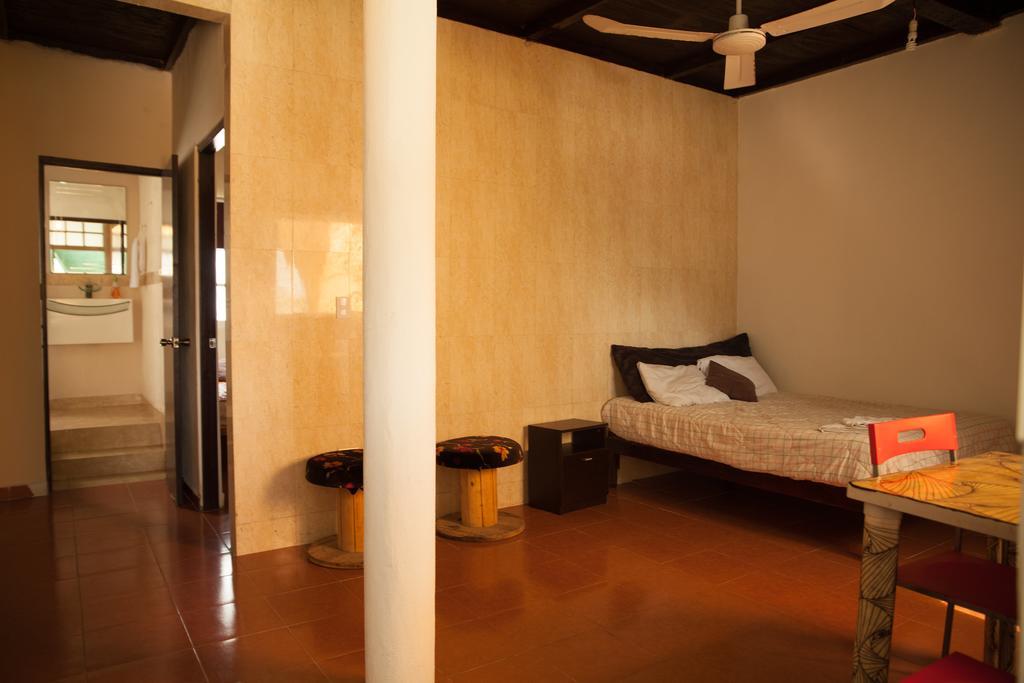 Guest house Casa Alphela 2*