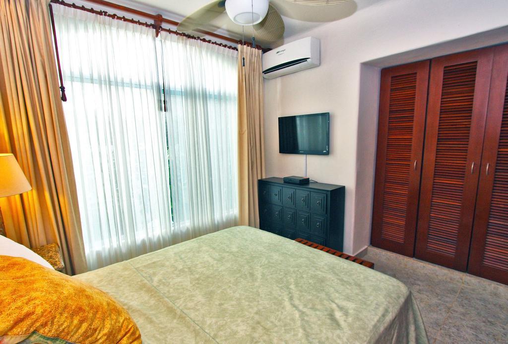 Villa Casa Azul Caribe - Million Dollar View Beachside - Playacar Fase I *