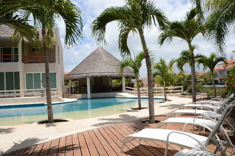 Coral Maya 3*