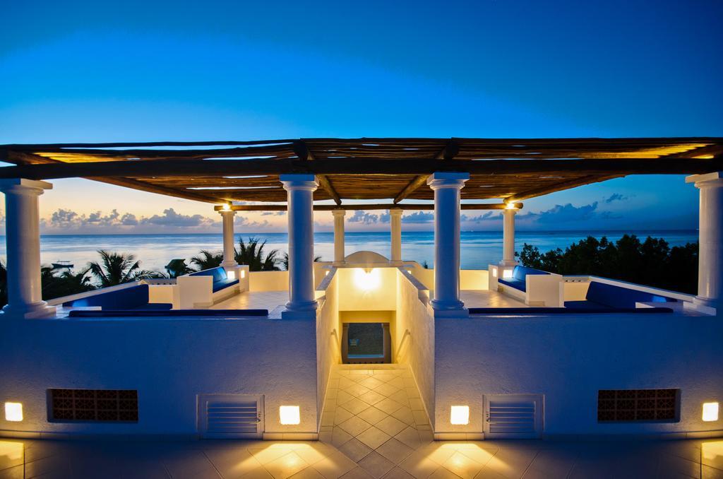 Villa Chango - Beachfront *