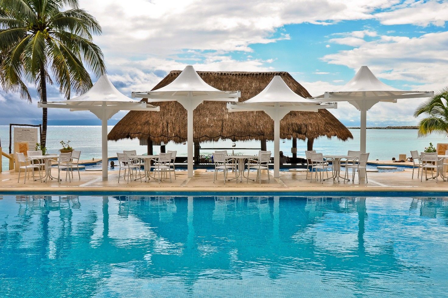 & Club Hotel 5*