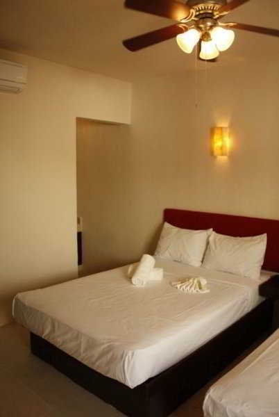 White Boutique Playa del Carmen