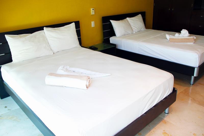 Via 38 Playa del Carmen