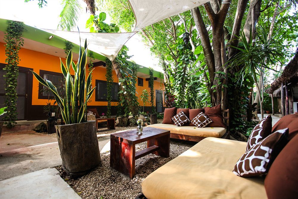 Hotel Secret Garden