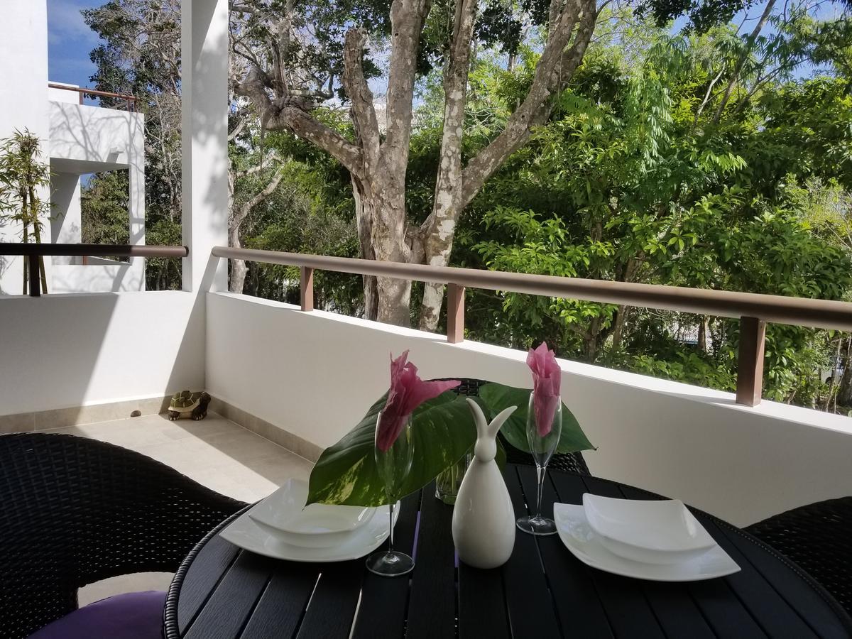 Tao In Tulum Country Club-bahia Principe, Screened Corner Balcony, And Golf Club Access Akumal