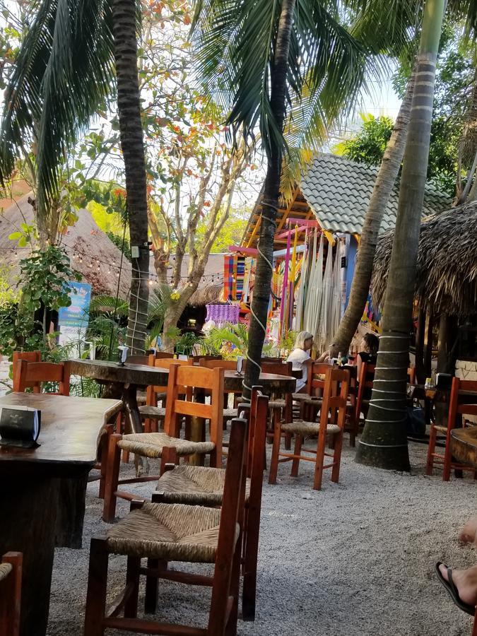 Apartment Tao In Tulum Country Club-bahia Principe, Screened Corner Balcony, And Golf Club Access Akumal