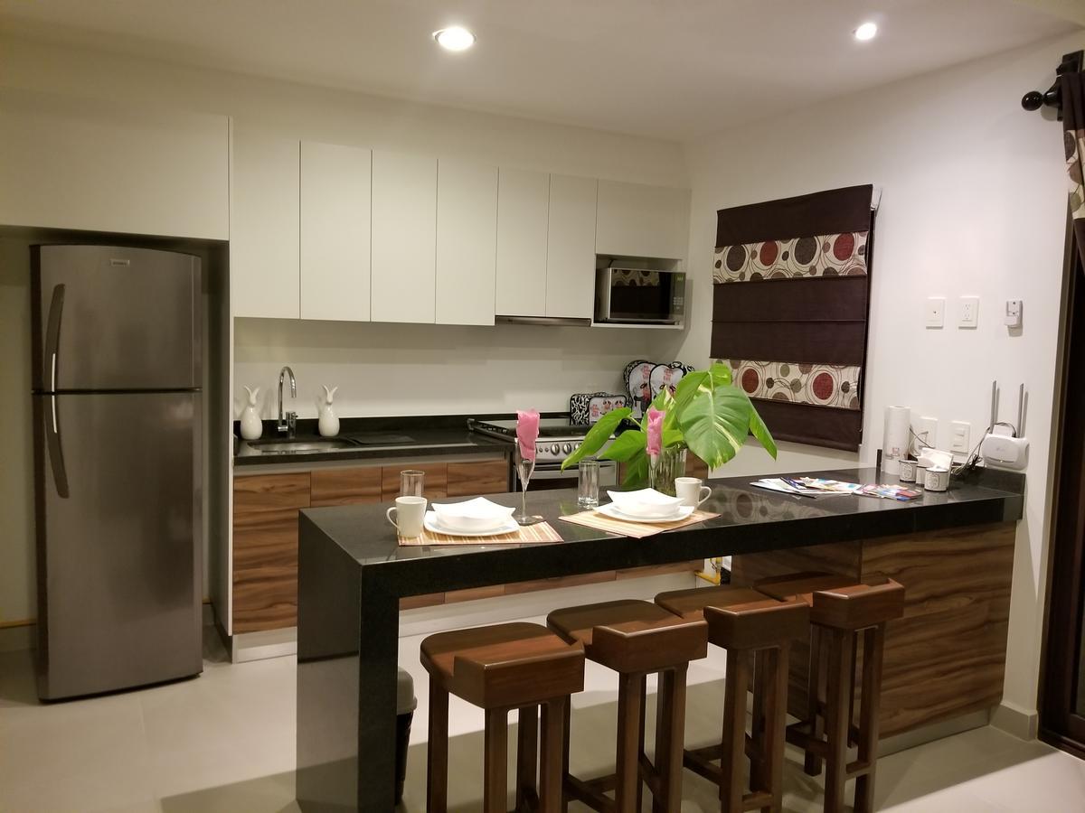 Apartment Tao In Tulum Country Club-bahia Principe, Screened Corner Balcony, And Golf Club Access *