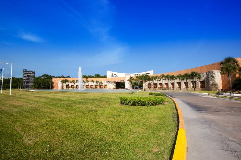 Nick Price Residences 4* Playa del Carmen