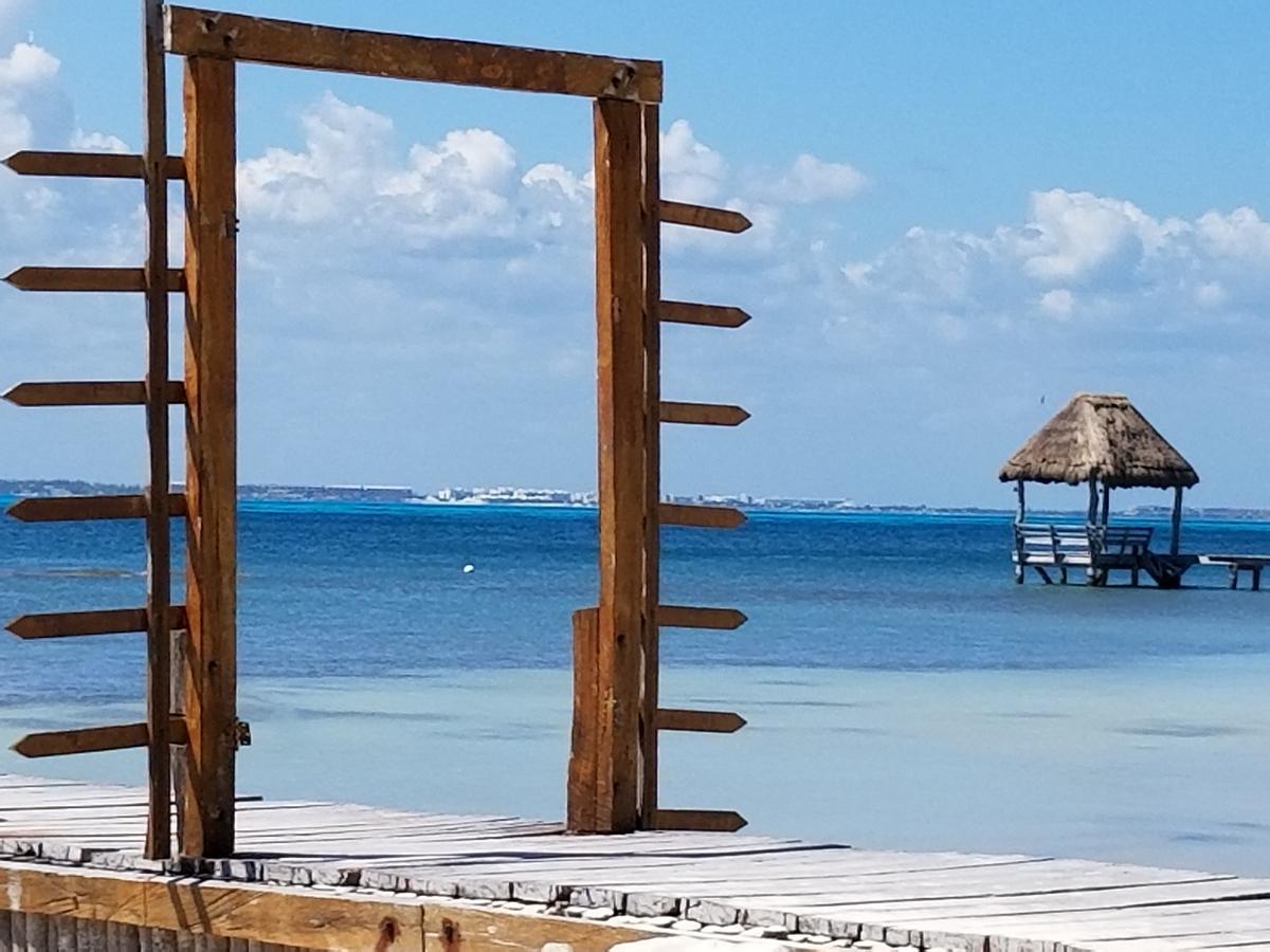Apartment Tao In Tulum Country Club-bahia Principe, Screened Corner Balcony, And Golf Club Access Akumal